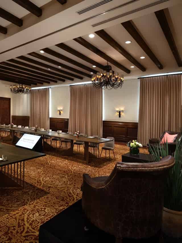 Banquet hall