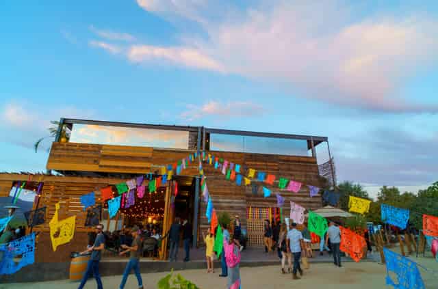 Wine bar