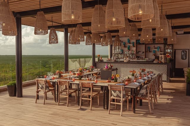 Manglar Lobby Bar