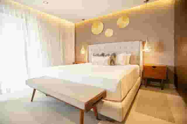 The Fives Room