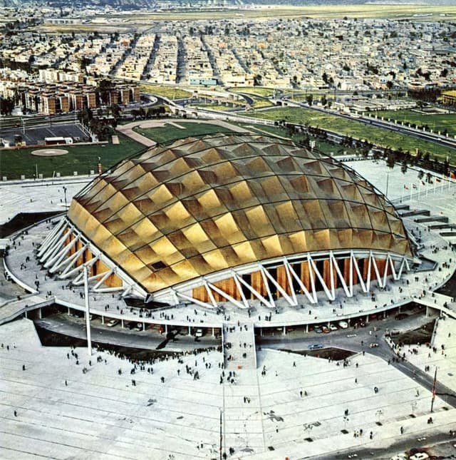 Palacio de los Deportes