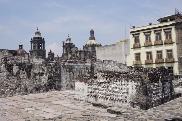 Plaza Central