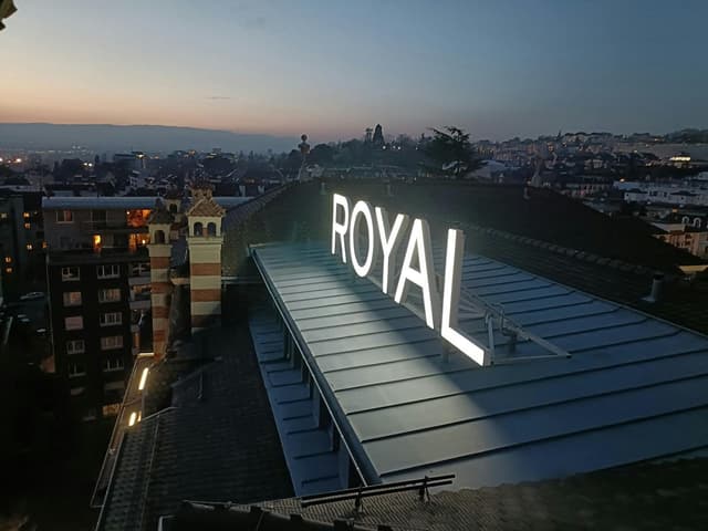 Sky Lounge