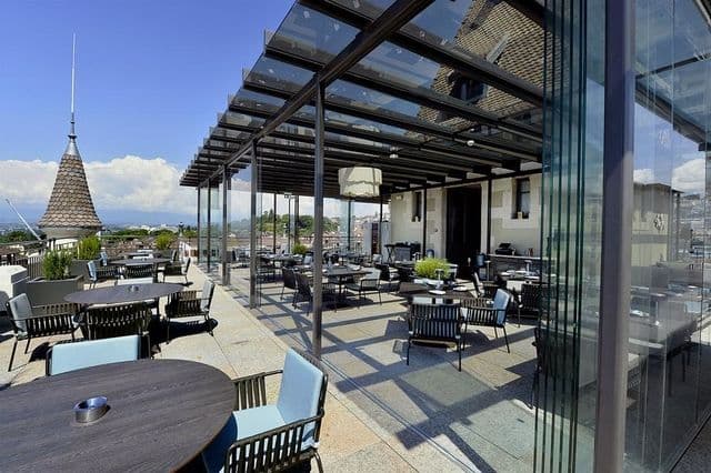 Sky Lounge