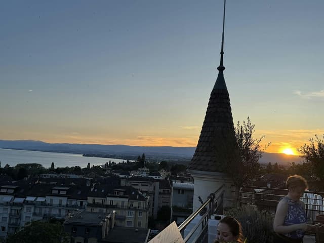 Sky Lounge