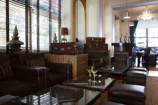 Sophisticated Lausanne Palace hotel bar for VIP business networking and corporate breakouts.