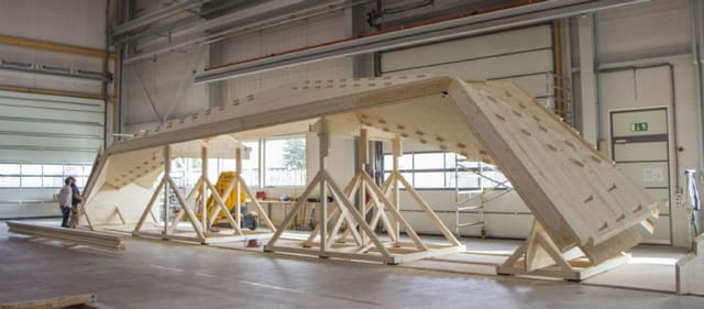 Le Pavillon set construction at Théâtre Vidy-Lausanne: custom stage fabrication and rigging.