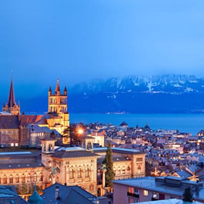 Alpine luxury garden backdrop for executive retreats and high-end incentive trips.