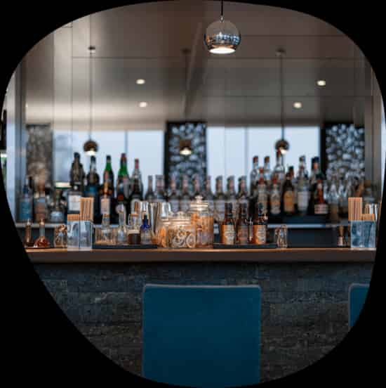 Cocktail bar