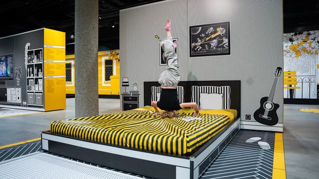 Lausanne Room