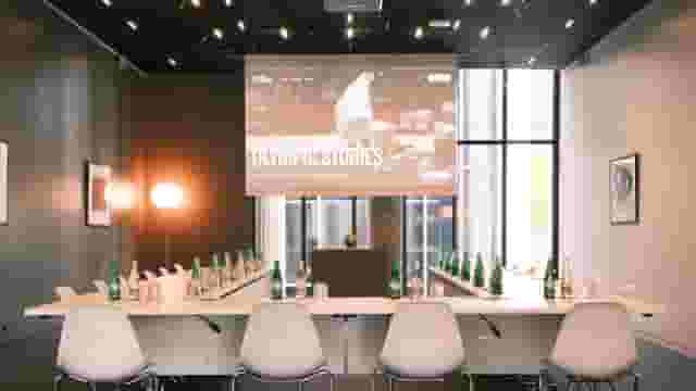 Lausanne Room