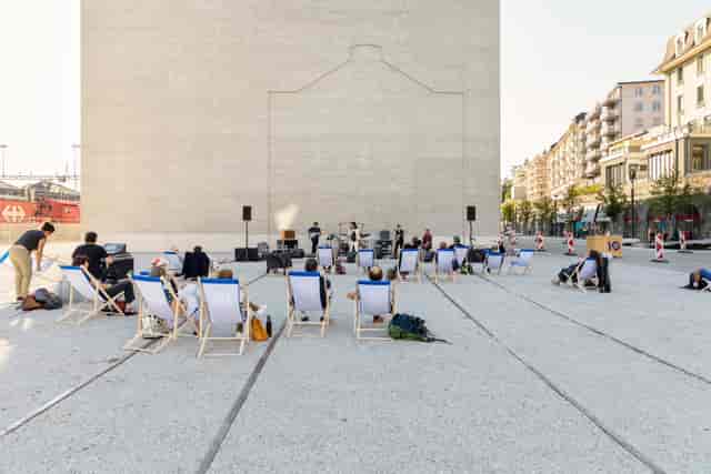 Event planner at PLATEFORME 10 museum: low-budget outdoor corporate event activation.