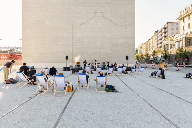 Event planner at PLATEFORME 10 museum: low-budget outdoor corporate event activation.