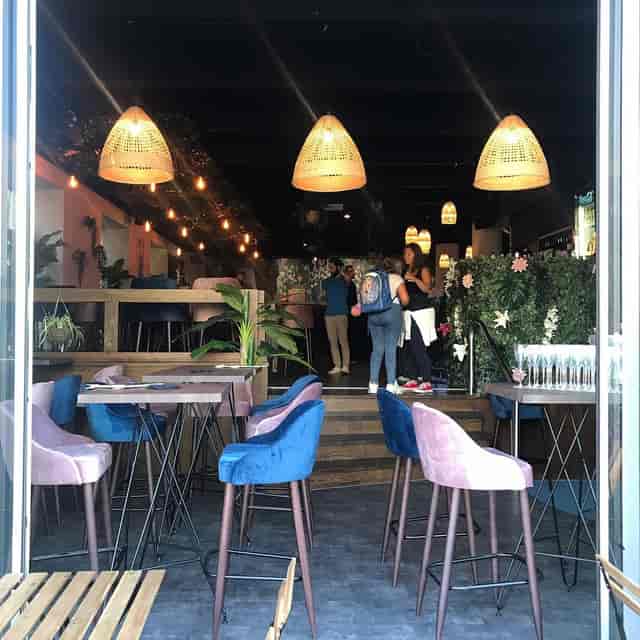 Black Luna cocktail bar, ambient networking venue for intimate events and breakout sessions.