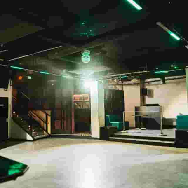 The MCR Lounge