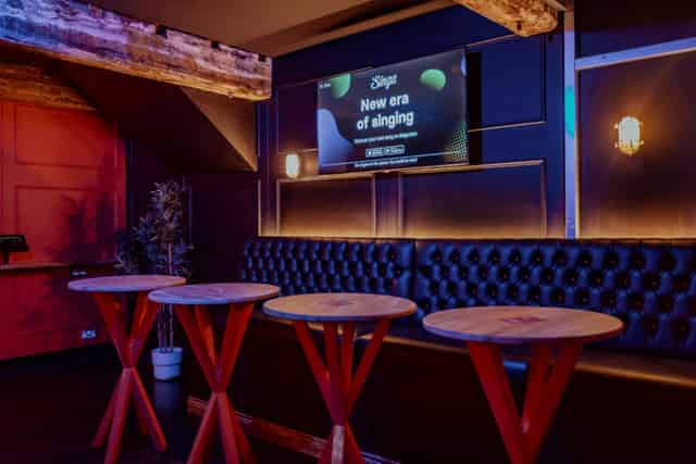 Karaoke Room 