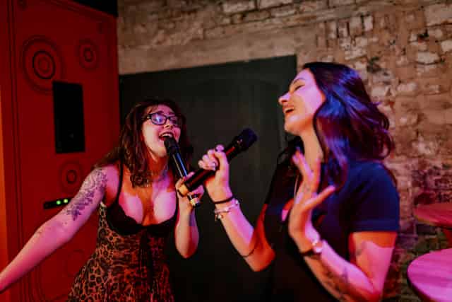 Karaoke Room 