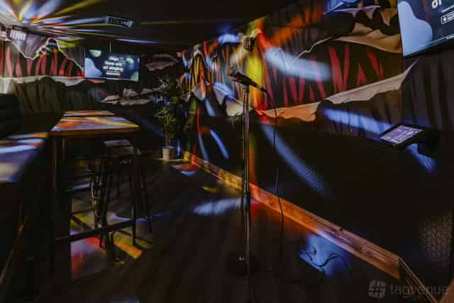 Karaoke Room 