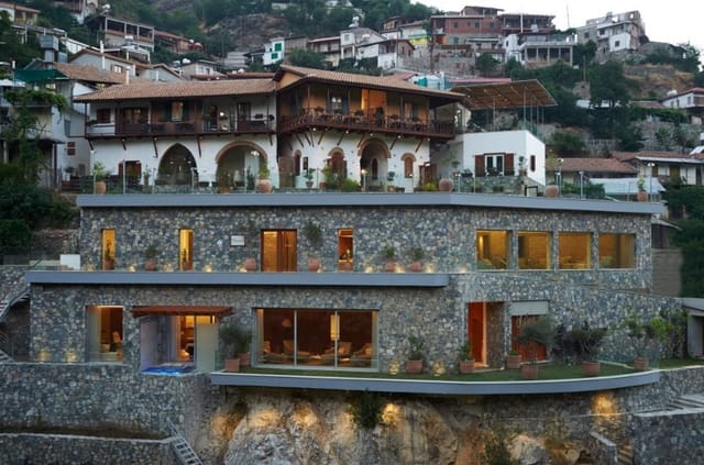 Luxury Casale Panayiotis spa, scenic hillside retreat, ideal for executive retreats and workshops.