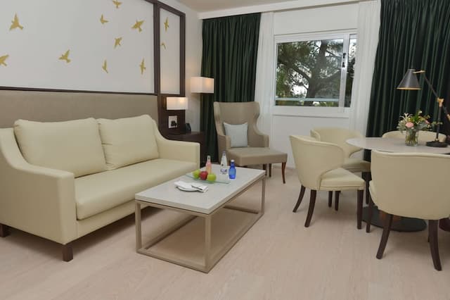 Suites