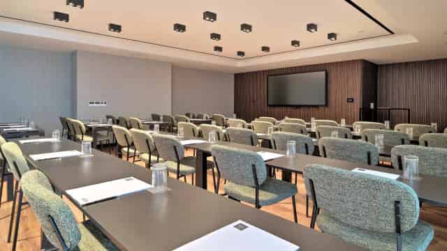Main Conference Room 2