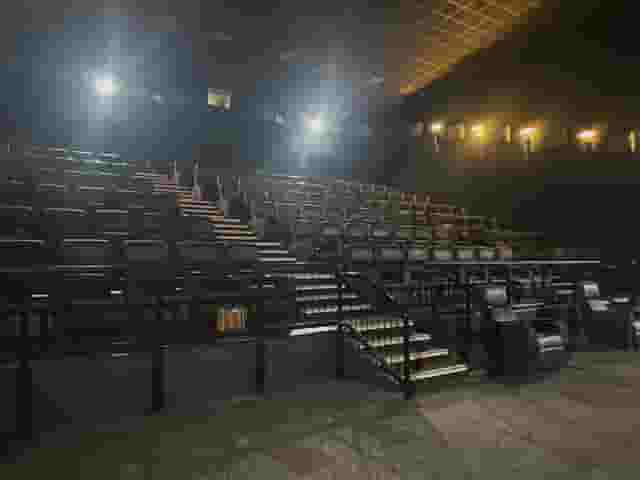 Vue Leeds - The Light