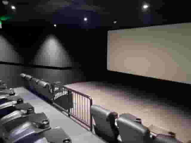 Vue Leeds - The Light