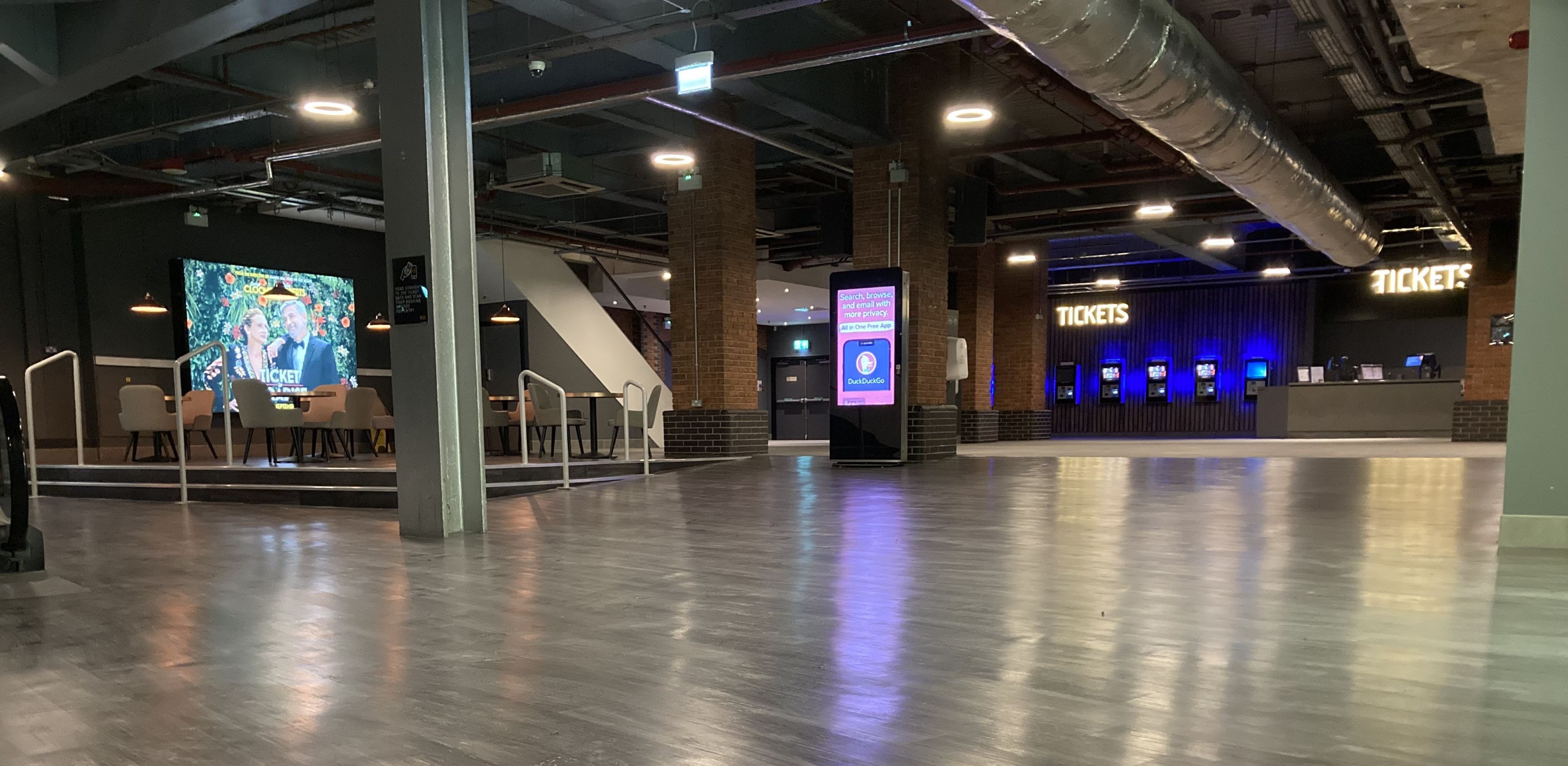 Vue Manchester event venue with modern architecture, ideal for conferences and exhibitions. - Banner