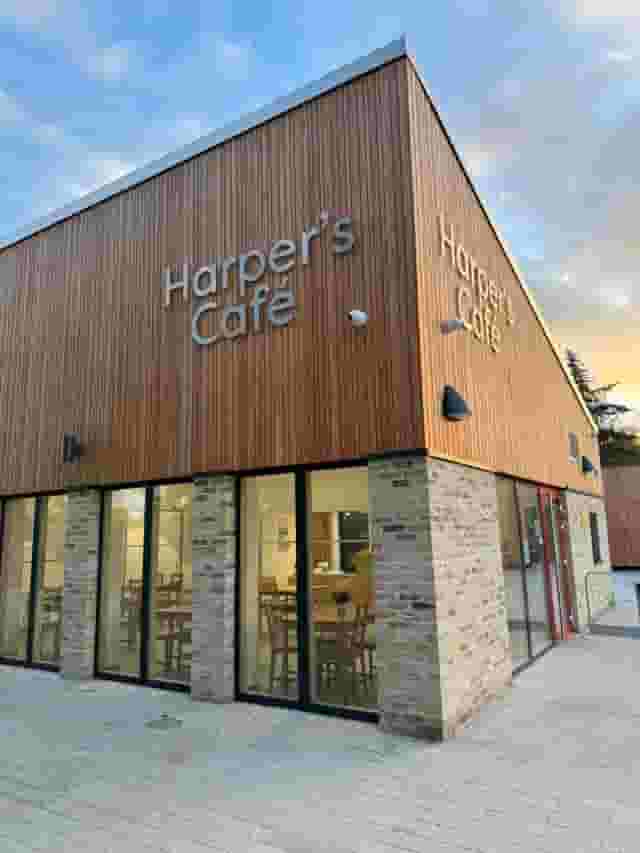 Harper's Cafe