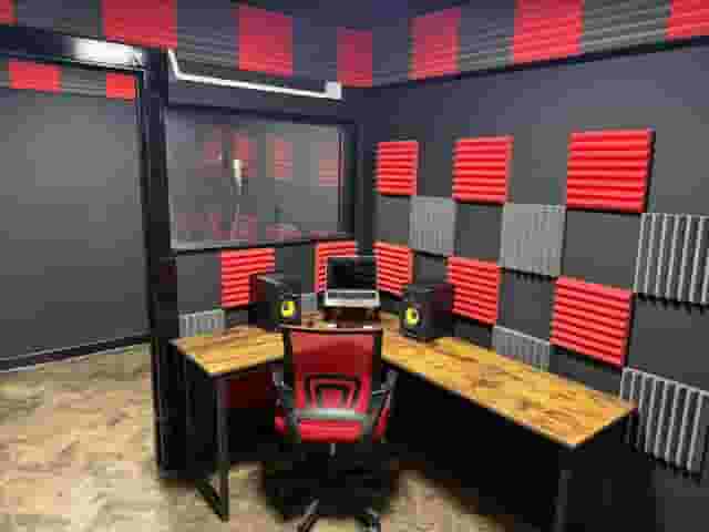 Coles Green Studios