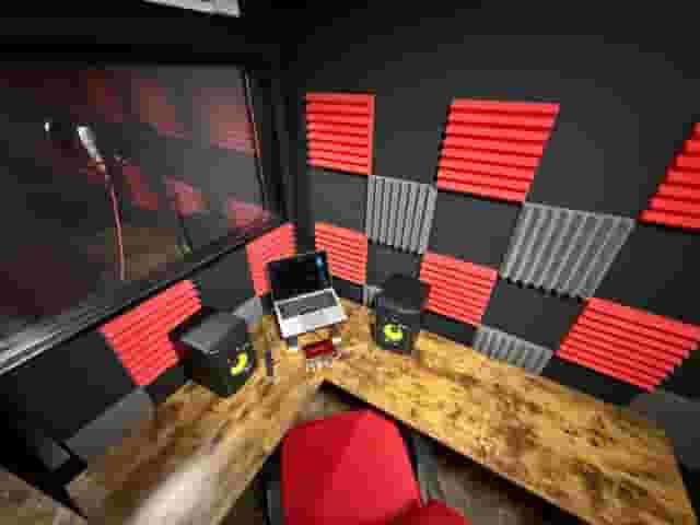 Coles Green Studios