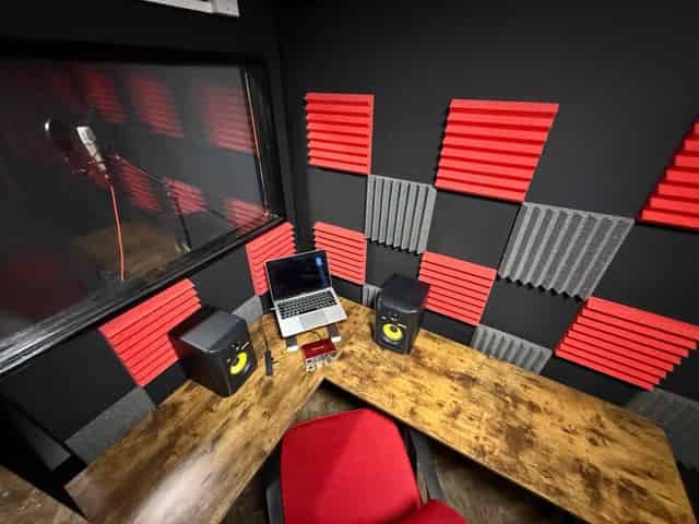Coles Green Studios