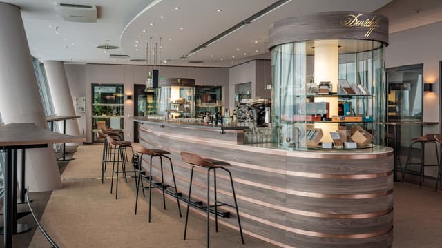 Davidoff Lounge