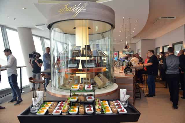 Davidoff Lounge
