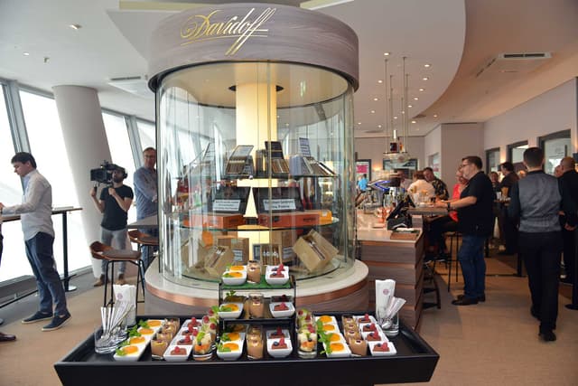 Davidoff Lounge