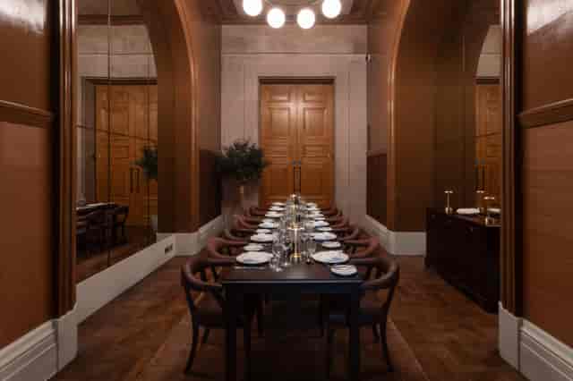 Supporters' House at The National Gallery: elegant wood-paneled meeting space for corporate dinners.