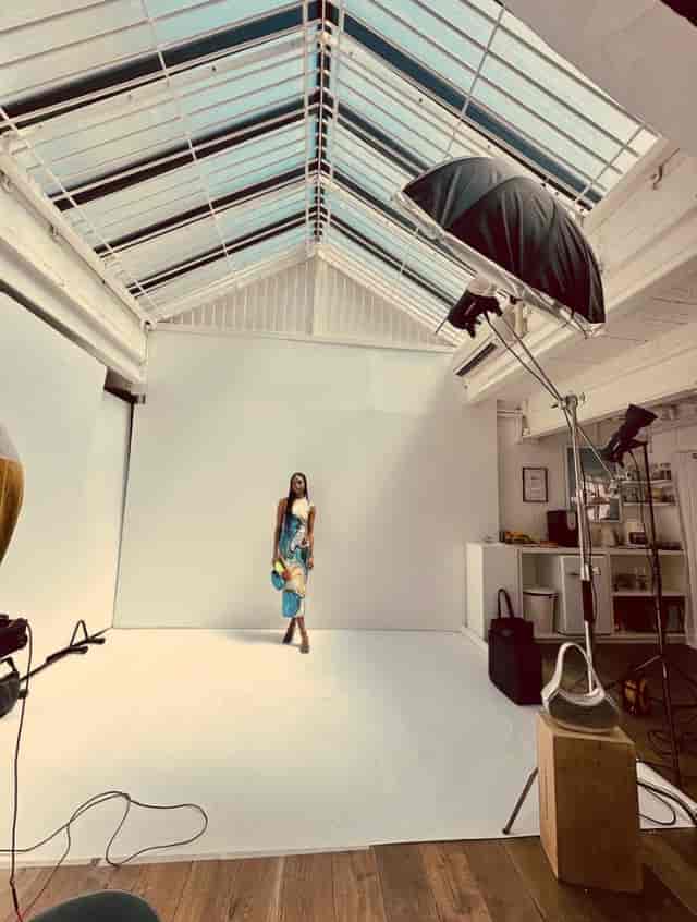 Creative studio space in SW10 for photoshoots and small events, featuring bright minimalism.
