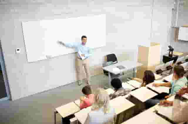 London School of Business - Meeting Room