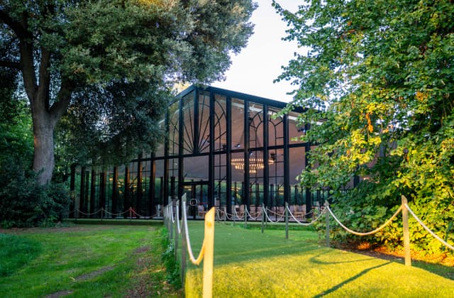 The Clementine, Syon Park