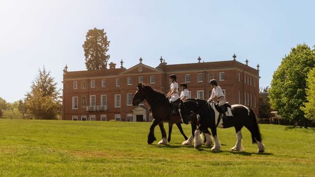 Four Seasons Hampshire