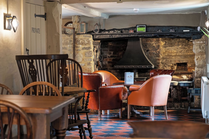 The Dinton Hermit - image 1