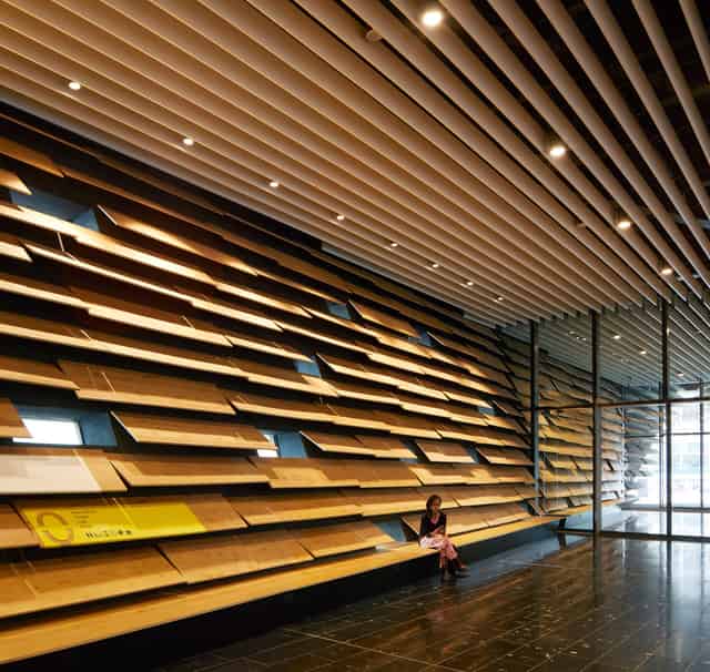 Upper Foyer