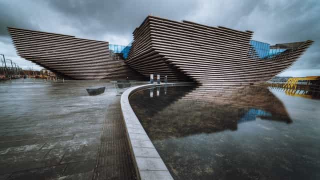 V&A Dundee architecture: iconic venue for elite corporate events and galas.