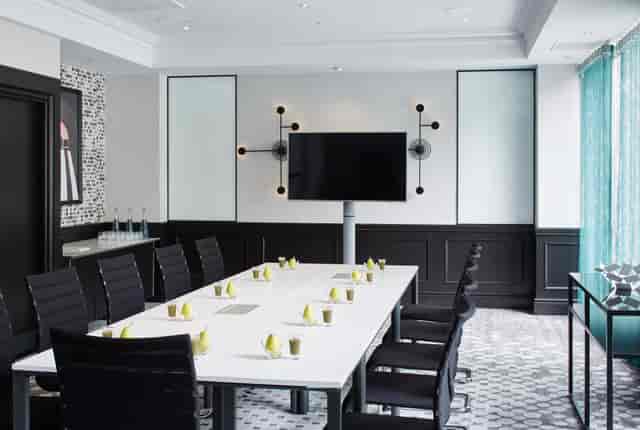 Boardroom-style setup at London Marriott Maida Vale, ideal for executive meetings and events.