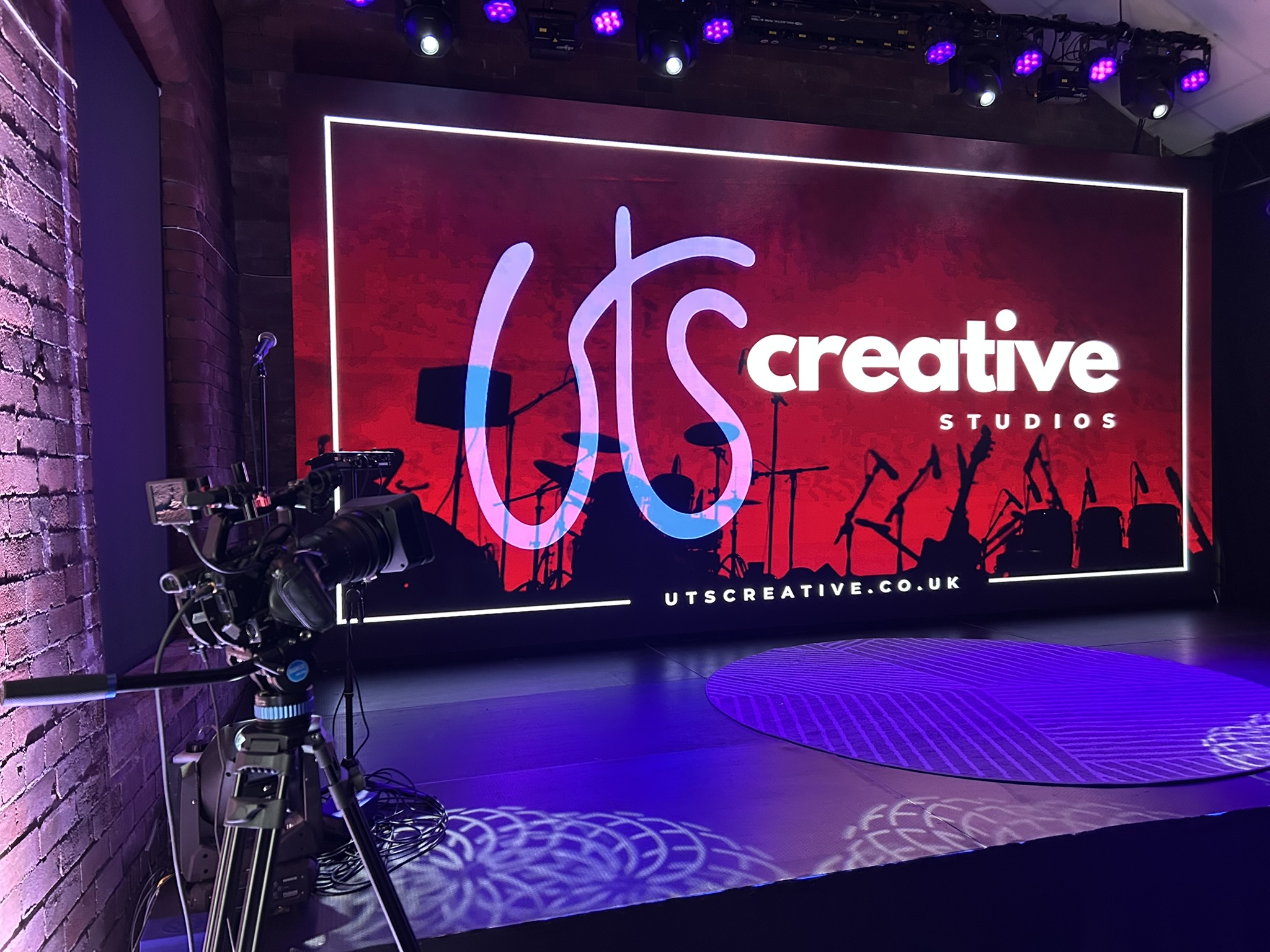UTS Creative Studios LED wall for professional virtual and hybrid event production. - Banner