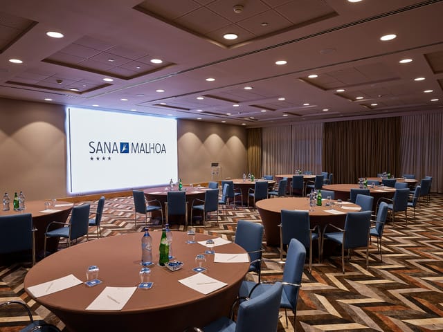 Elegant Belem I meeting room at SANA Malhoa Hotel for corporate events and conferences.