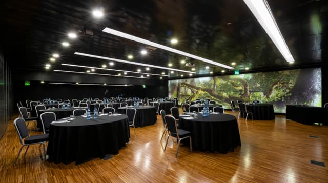 DoubleTree by Hilton Lisbon - Fontana Park