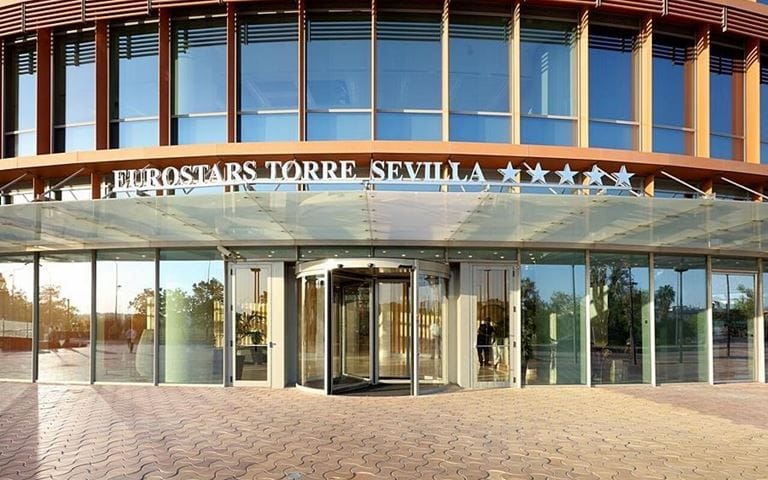 Maestraza at Eurostars Torre Sevilla: grand entrance for corporate retreats and boardroom meetings.