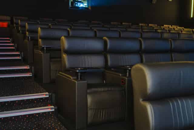 Lux Cinema Screens