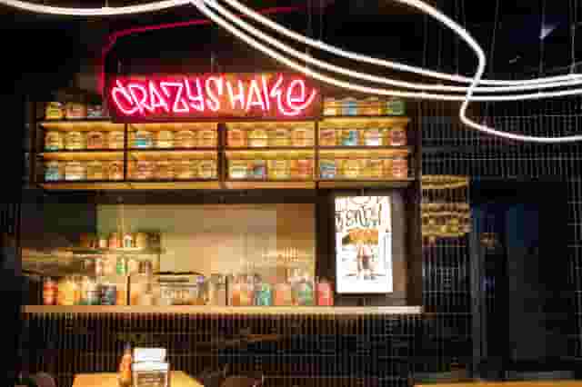 CrazyShake Restaurant